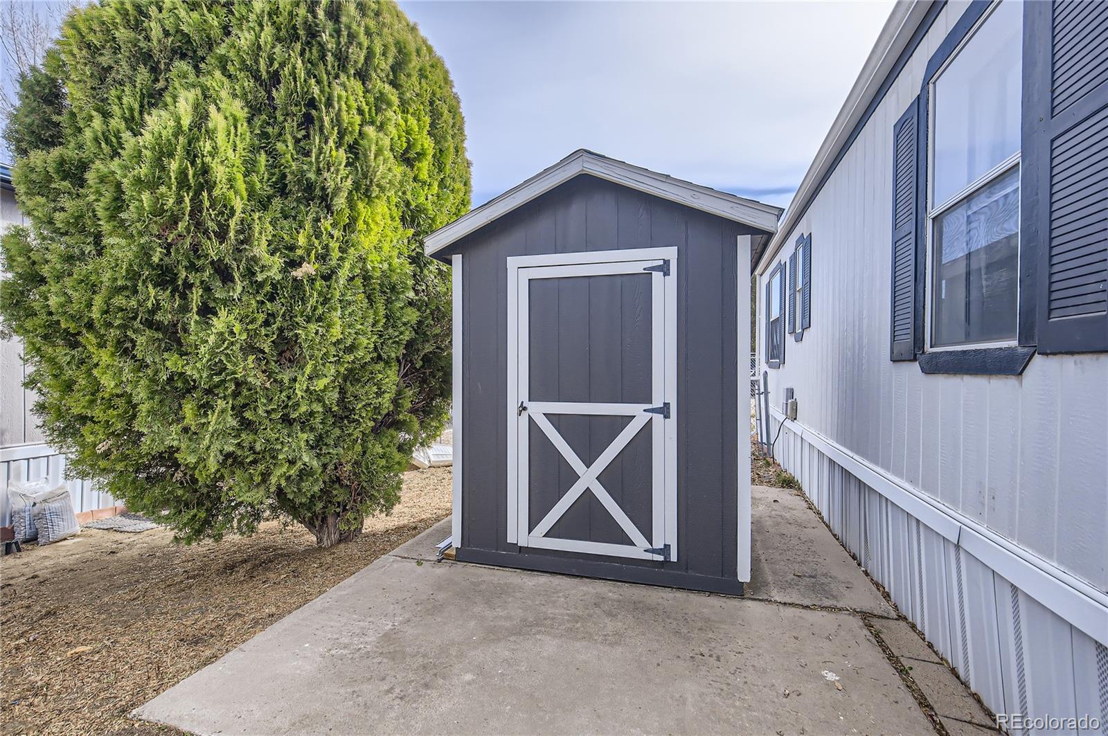 1166 N Madison Avenue