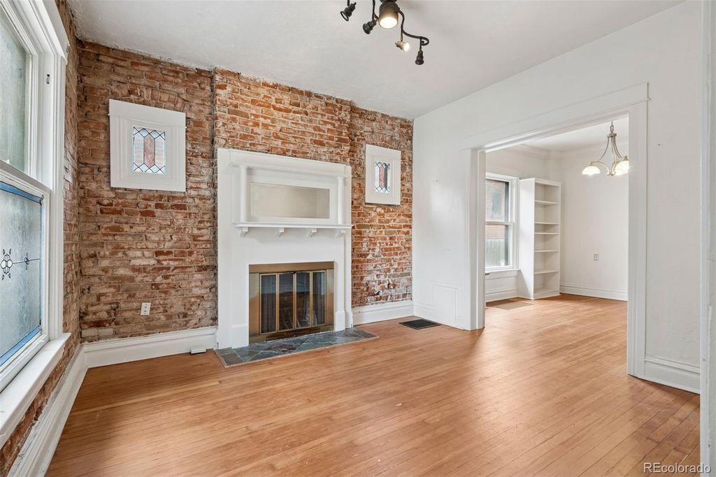 Photo of 533 S Emerson Street, Denver, CO 80209 (MLS # 5968825)