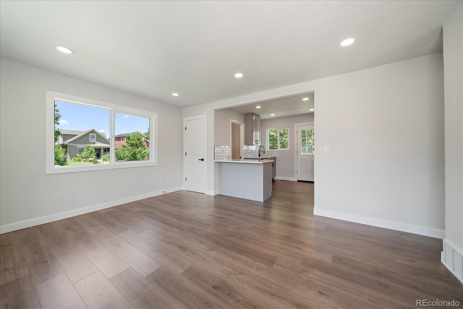 3216 Elizabeth, Denver, CO, 80205 1 3216 Elizabeth