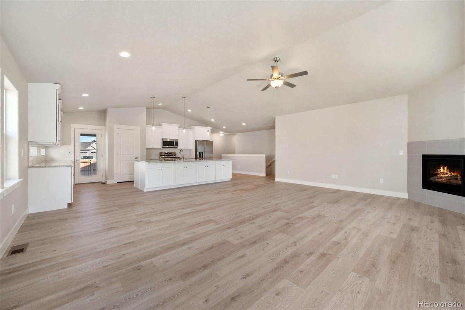 9048 Harlequin Circle