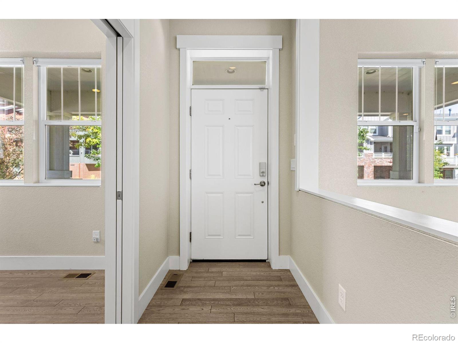 5432 W 97th Place