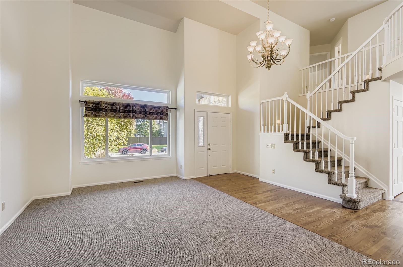 10251 Hedge Lane