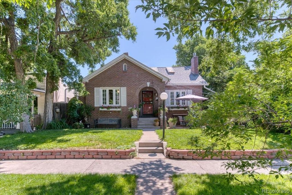 Photo of 290 S Marion St Pkwy, Denver, CO 80209 (MLS # 8116769)
