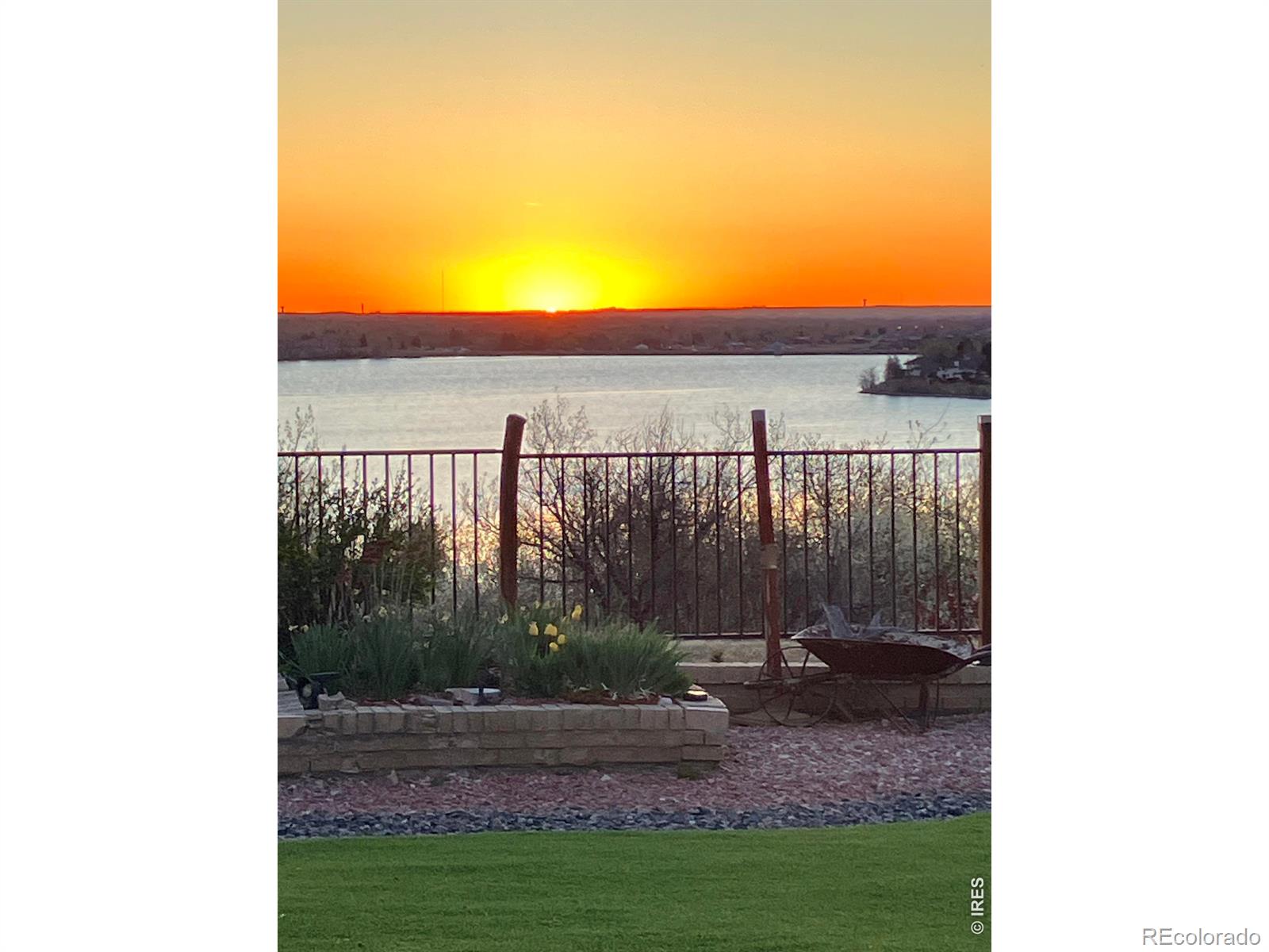 908 Willowrock Drive