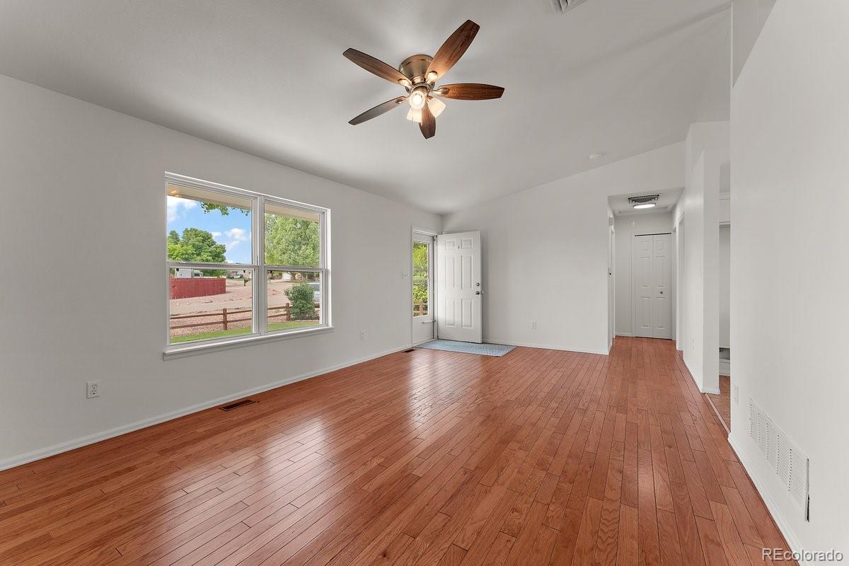 606 E Inca Drive