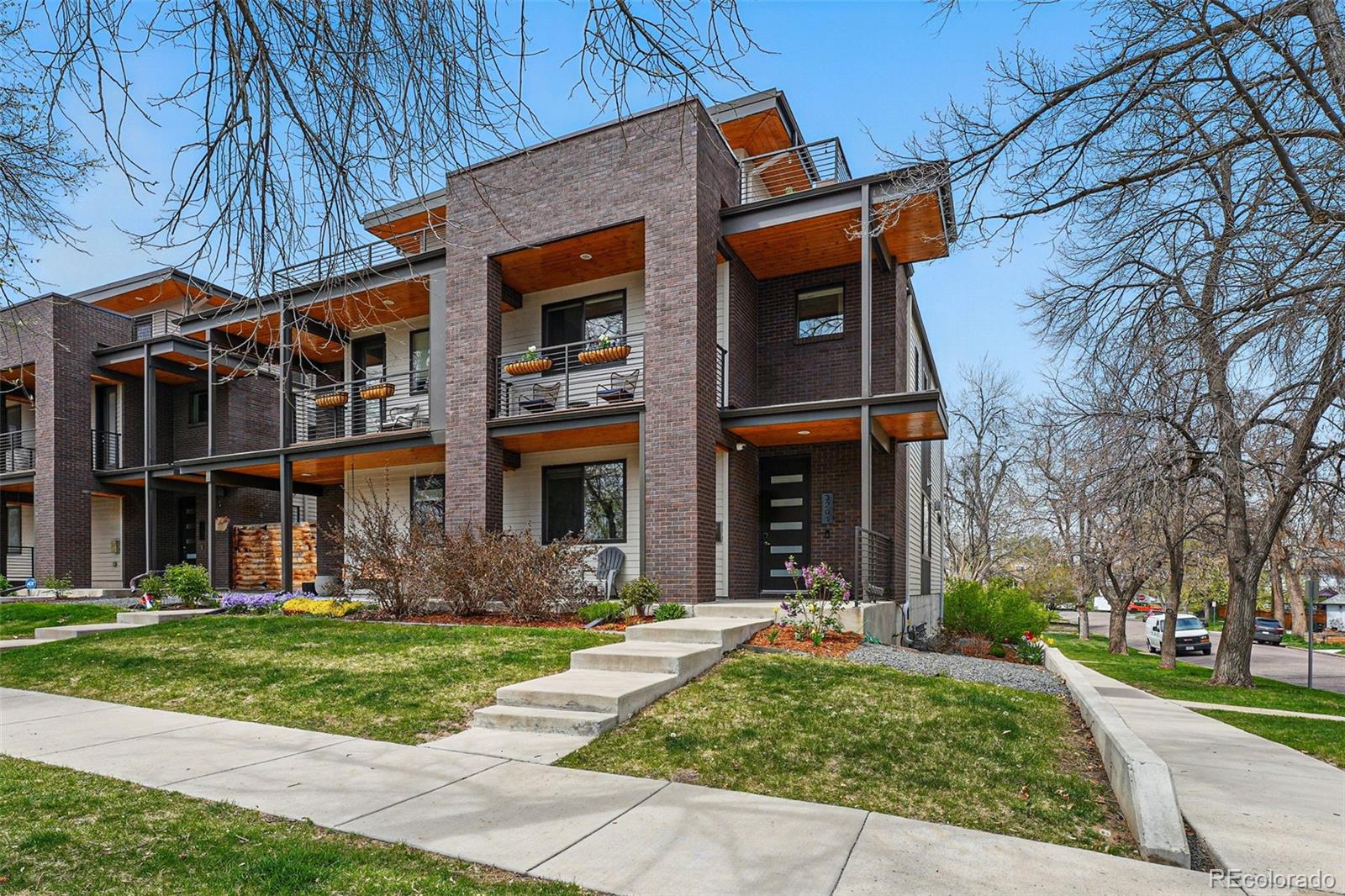 3201 W 25th Avenue