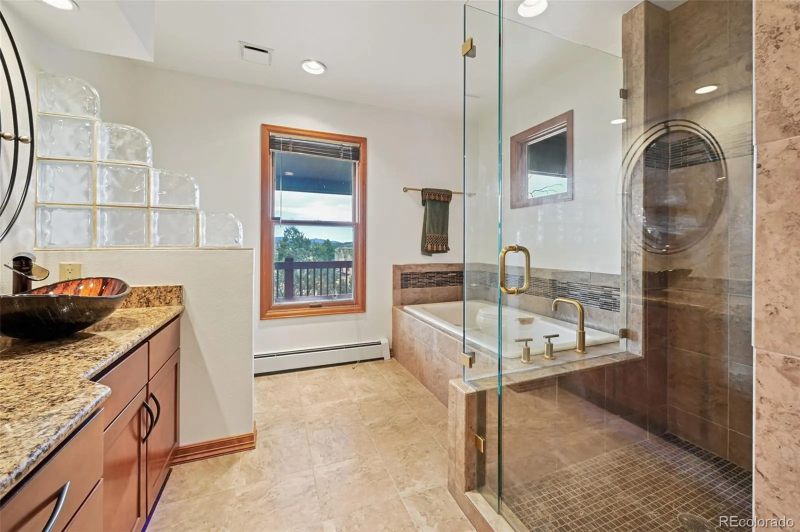 Monument, Colorado 80132, United States, 4 Bedrooms Bedrooms, ,3 BathroomsBathrooms,Residential,Active,244917