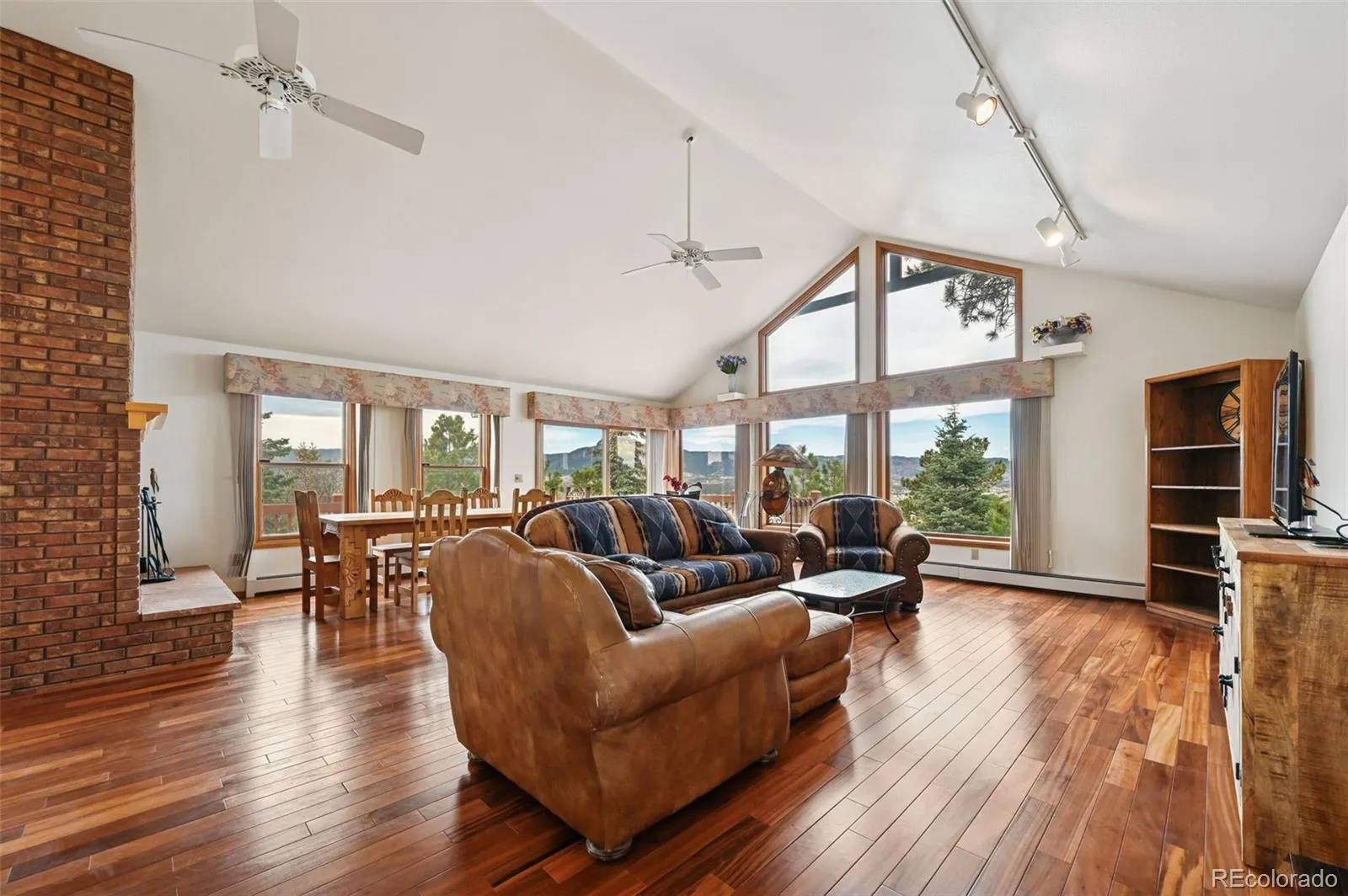 Monument, Colorado 80132, United States, 4 Bedrooms Bedrooms, ,3 BathroomsBathrooms,Residential,Active,244917