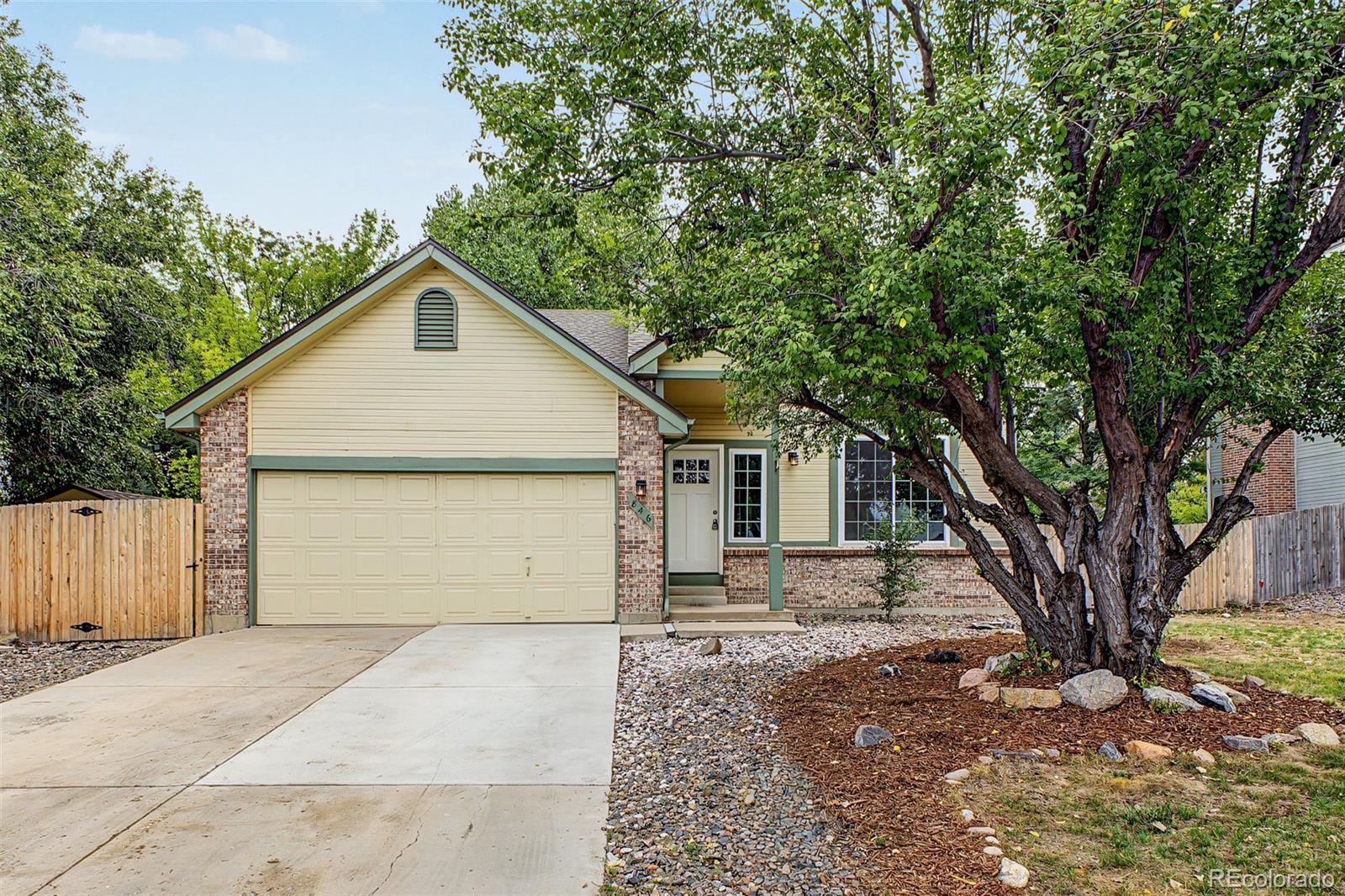 846 E 132nd Drive