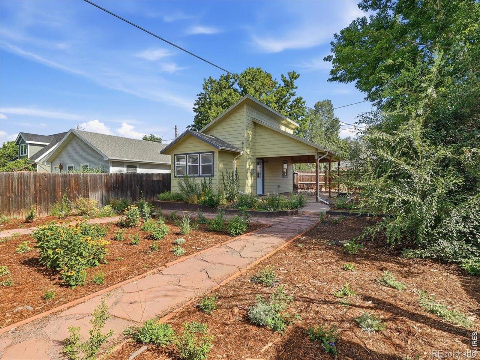 835 W 5th Street