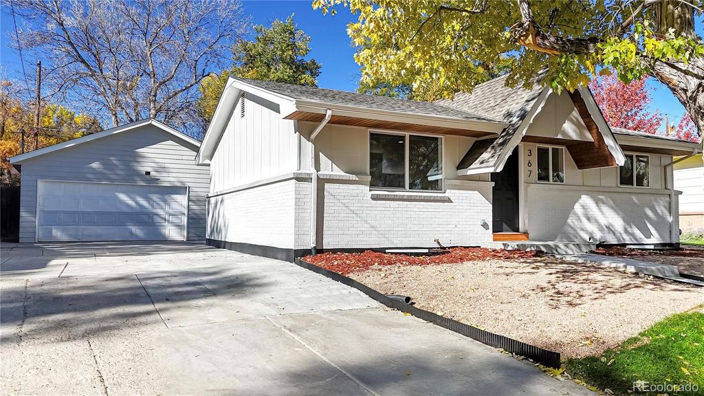 Photo of 367 S Queen Circle, Lakewood, CO 80226 (MLS # 4236859)