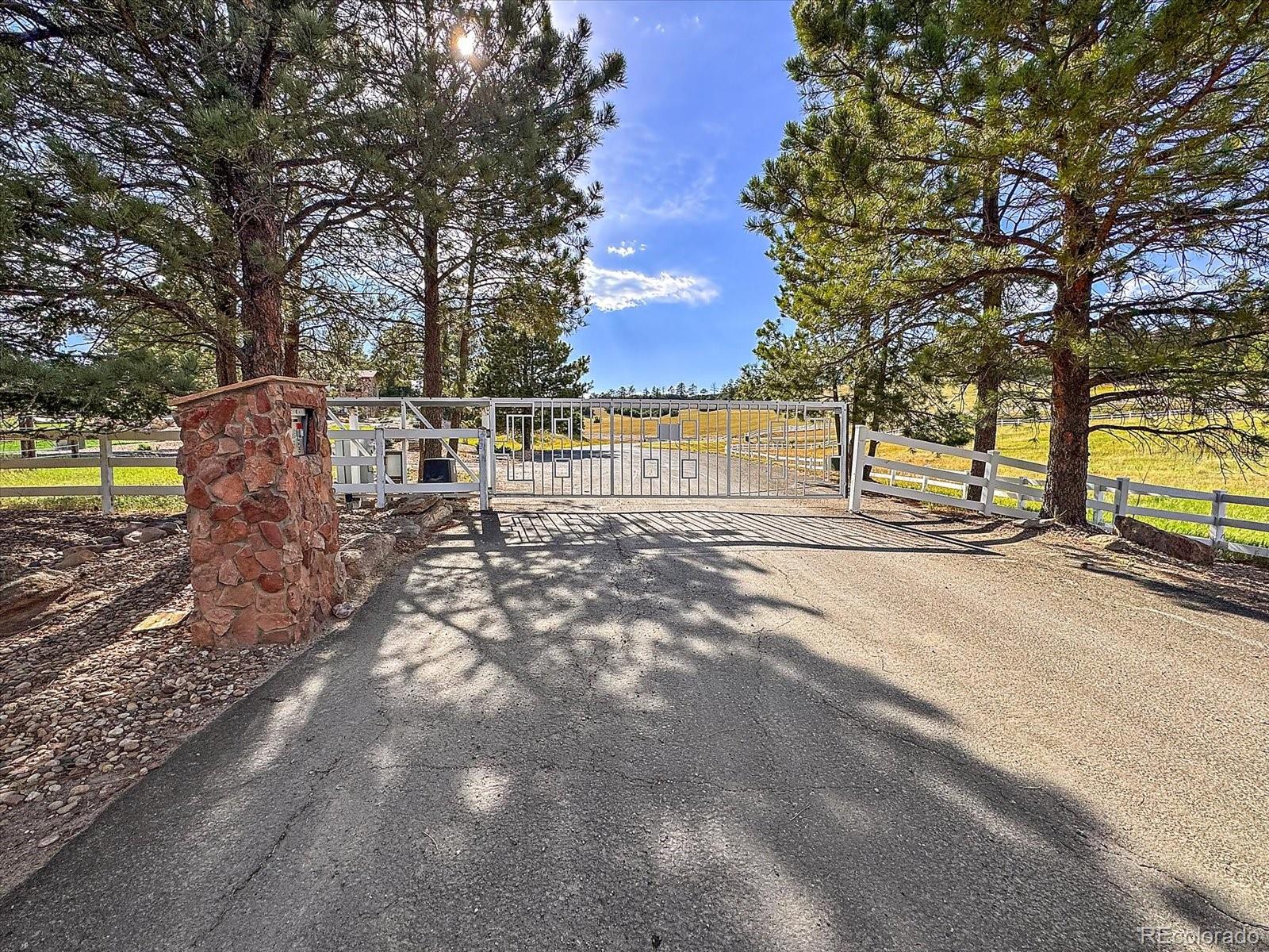 1175 Castle Pointe Drive