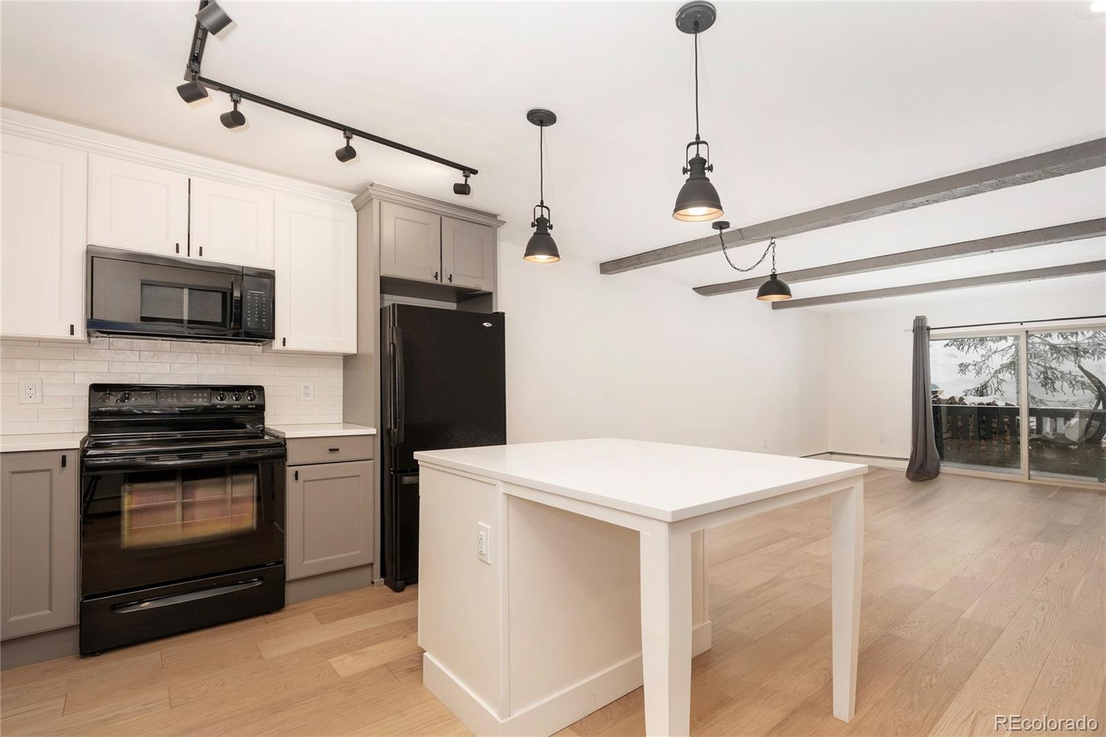 246 Hi Country Drive 3