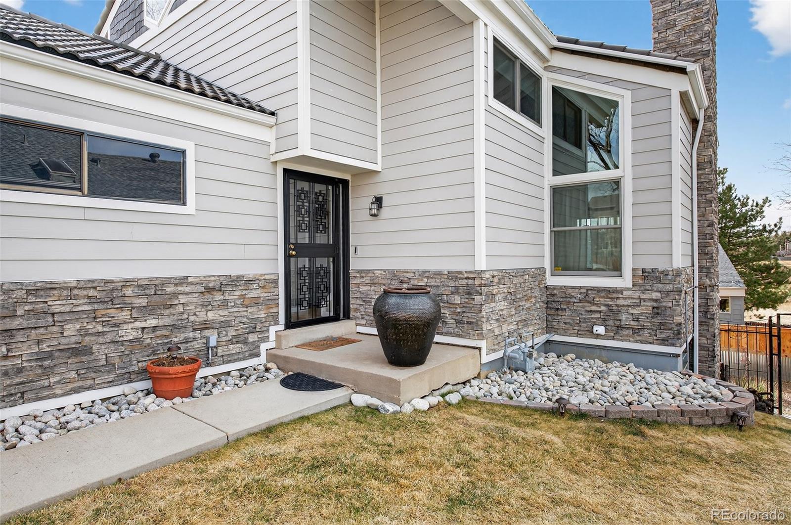 10772 W Berry Avenue