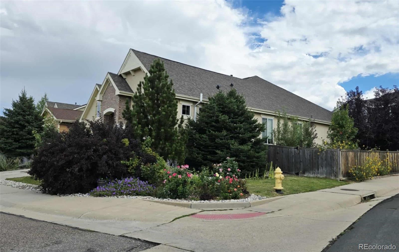3964 Whitewing Lane