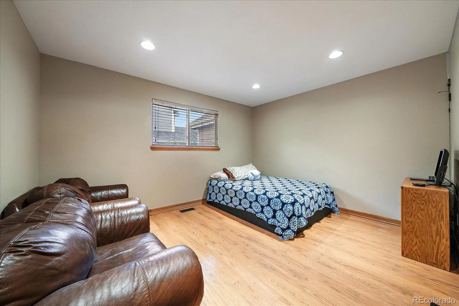 Frederick, Colorado 80504, United States, 6 Bedrooms Bedrooms, ,4 BathroomsBathrooms,Residential,Active,193905