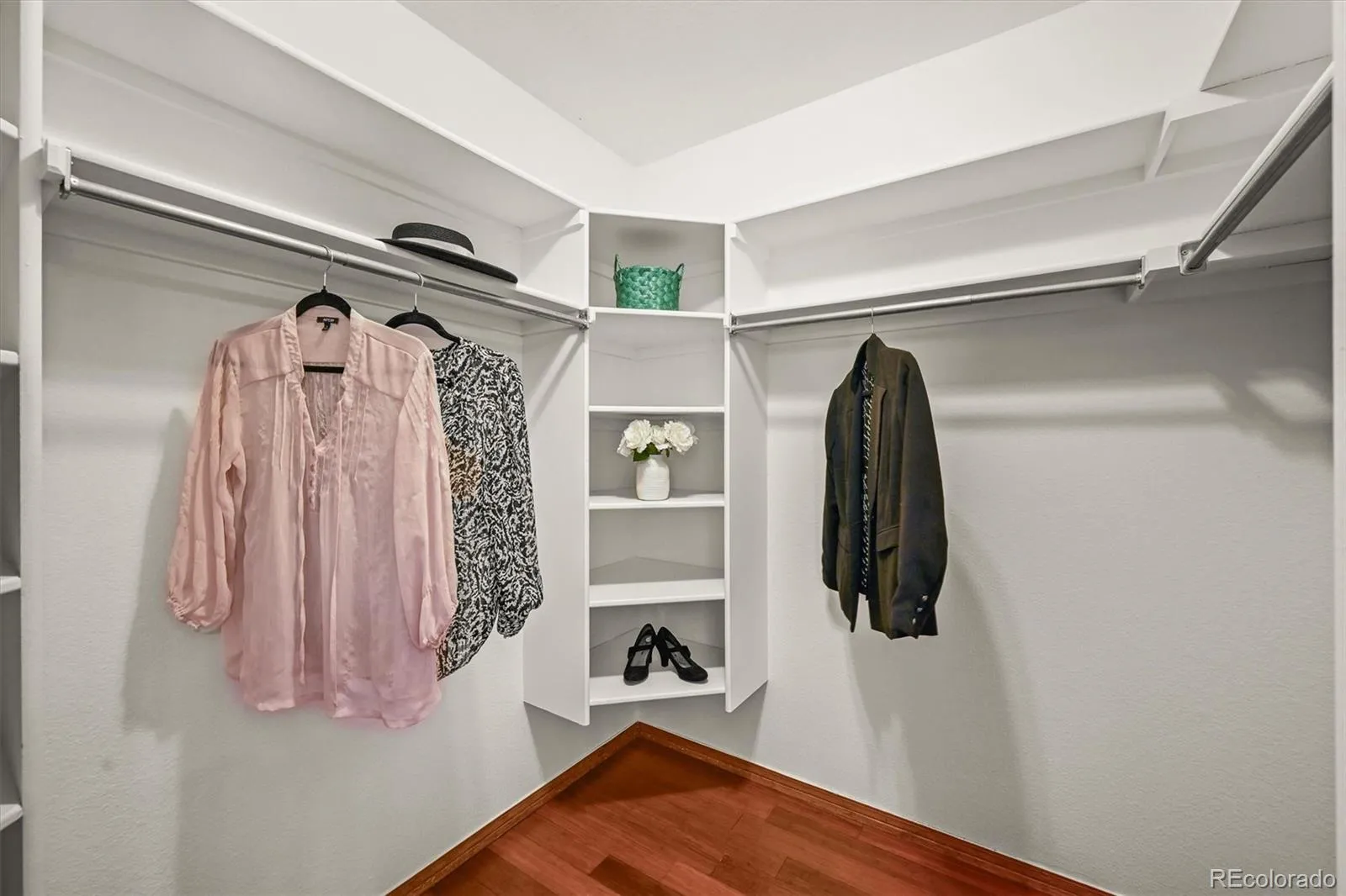 Broomfield, Colorado 80020, United States, 3 Bedrooms Bedrooms, ,3 BathroomsBathrooms,Residential,Active,146200