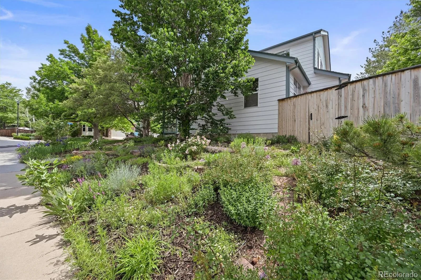 Broomfield, Colorado 80020, United States, 3 Bedrooms Bedrooms, ,3 BathroomsBathrooms,Residential,Active,146200