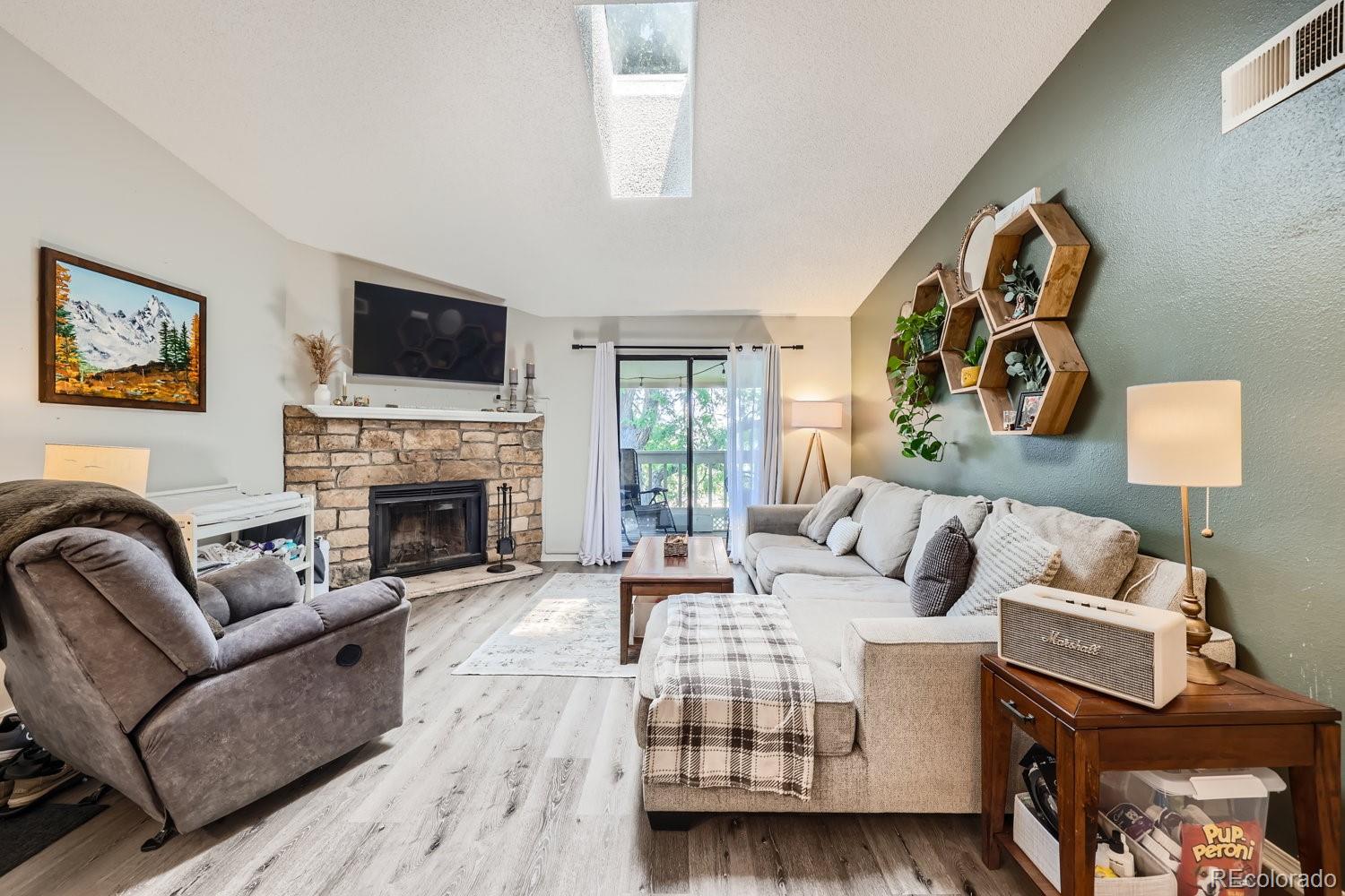 8225 Fairmount Drive 202