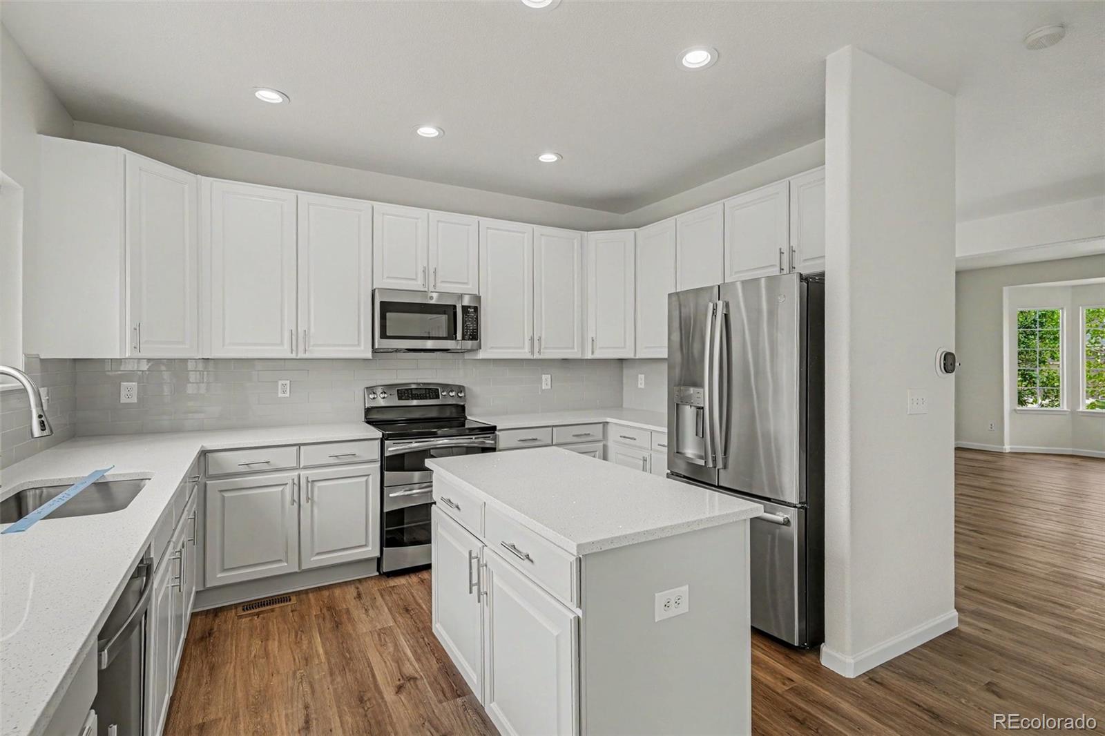 9404 Painted Canyon Circle