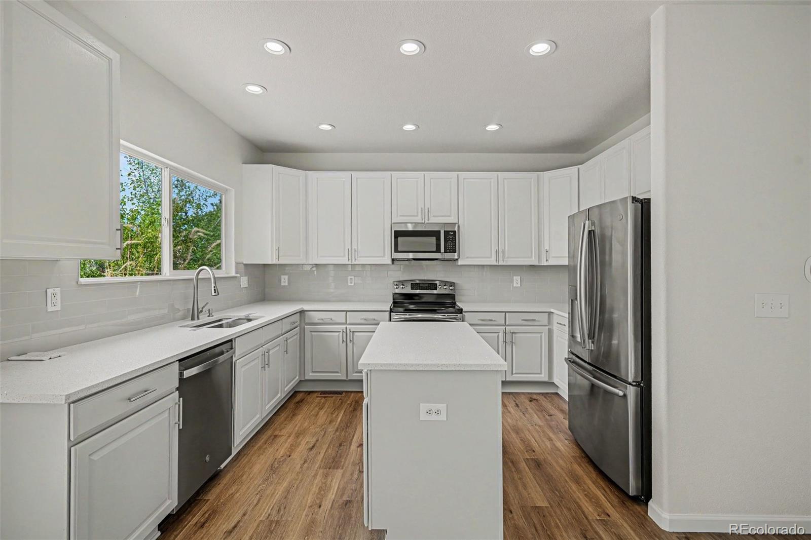 9404 Painted Canyon Circle