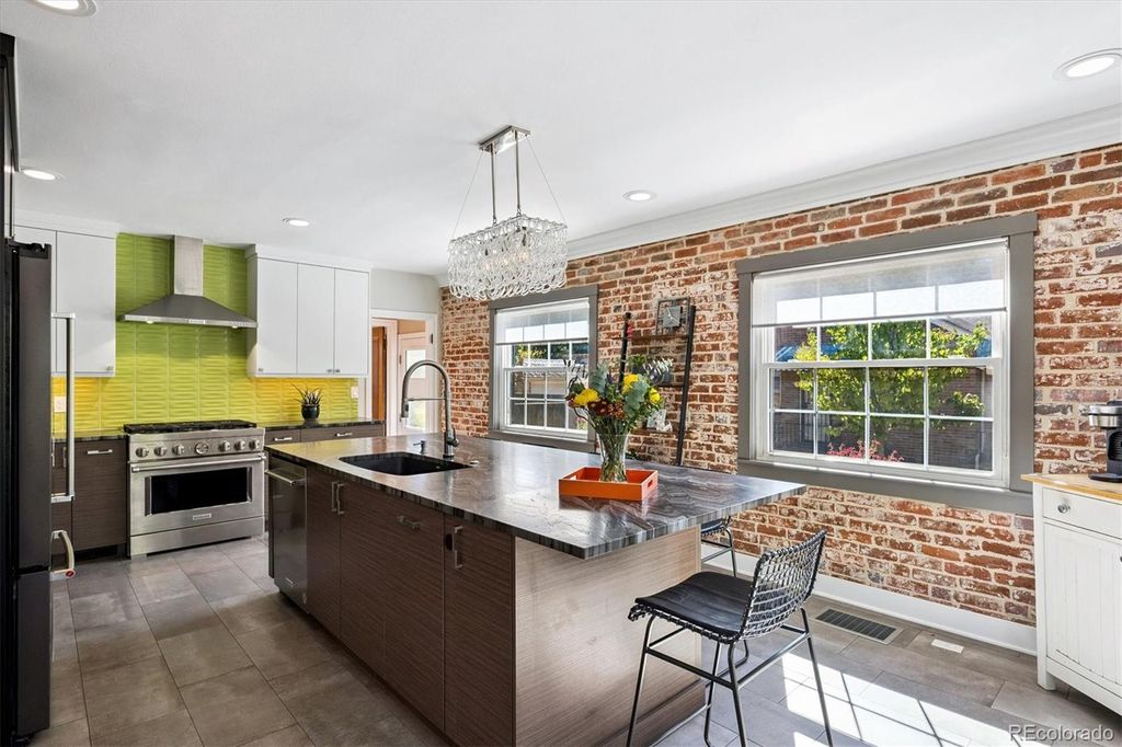 Photo of 1544 Leyden Street, Denver, CO 80220 (MLS # 9942727)