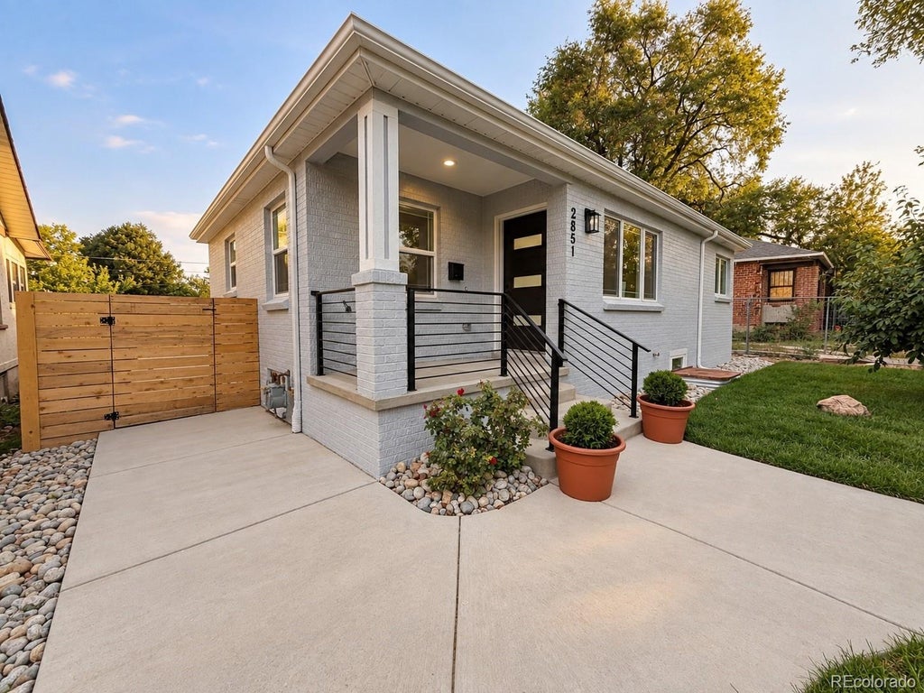 Photo of 2851 Birch Street, Denver, CO 80207 (MLS # 3150767)