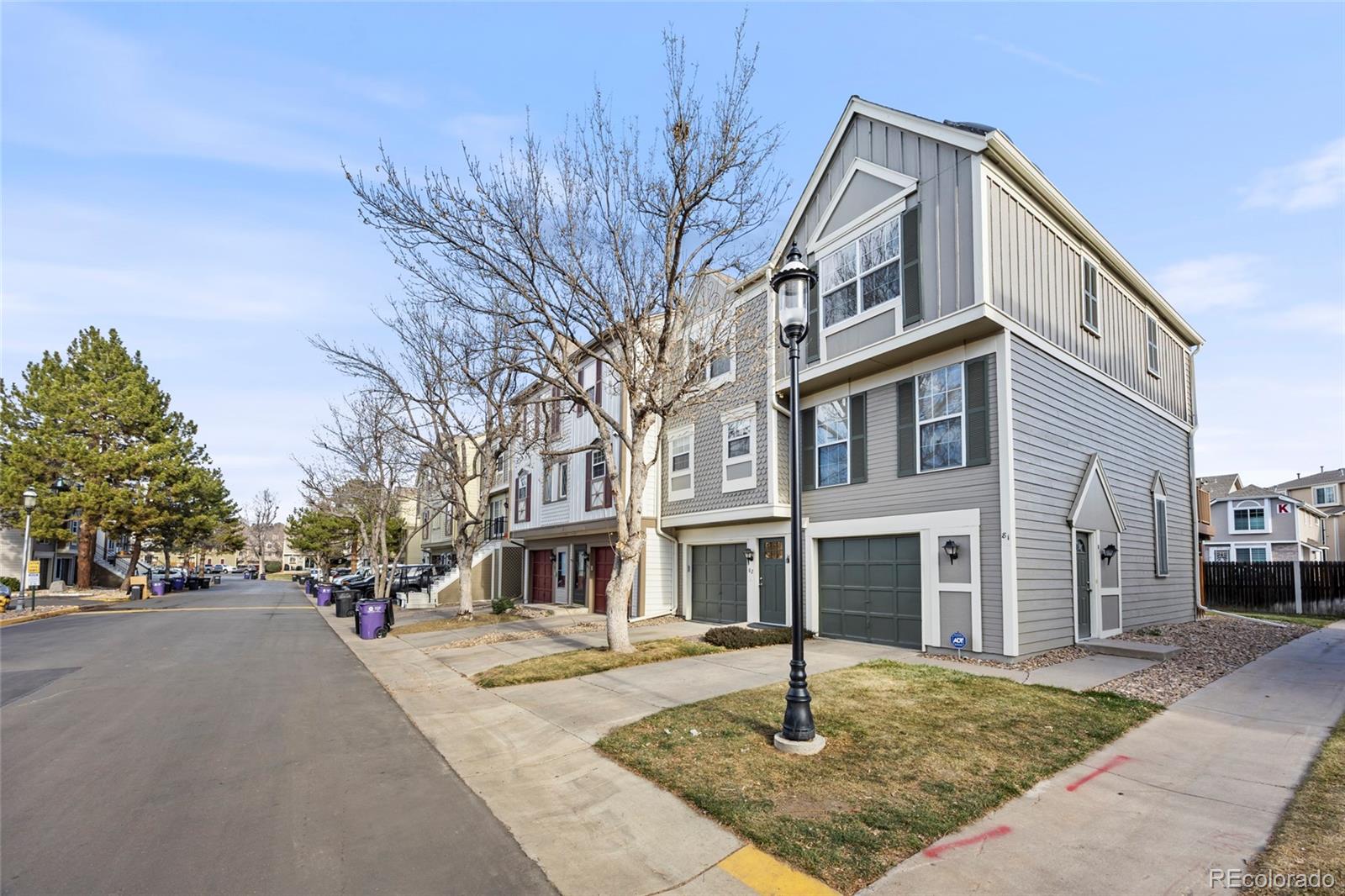 1811 S Quebec Way 82