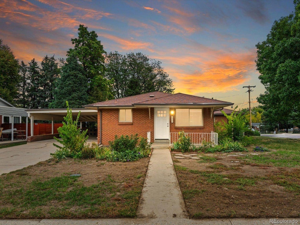Photo of 2506 Moore Street, Lakewood, CO 80215 (MLS # 7581232)