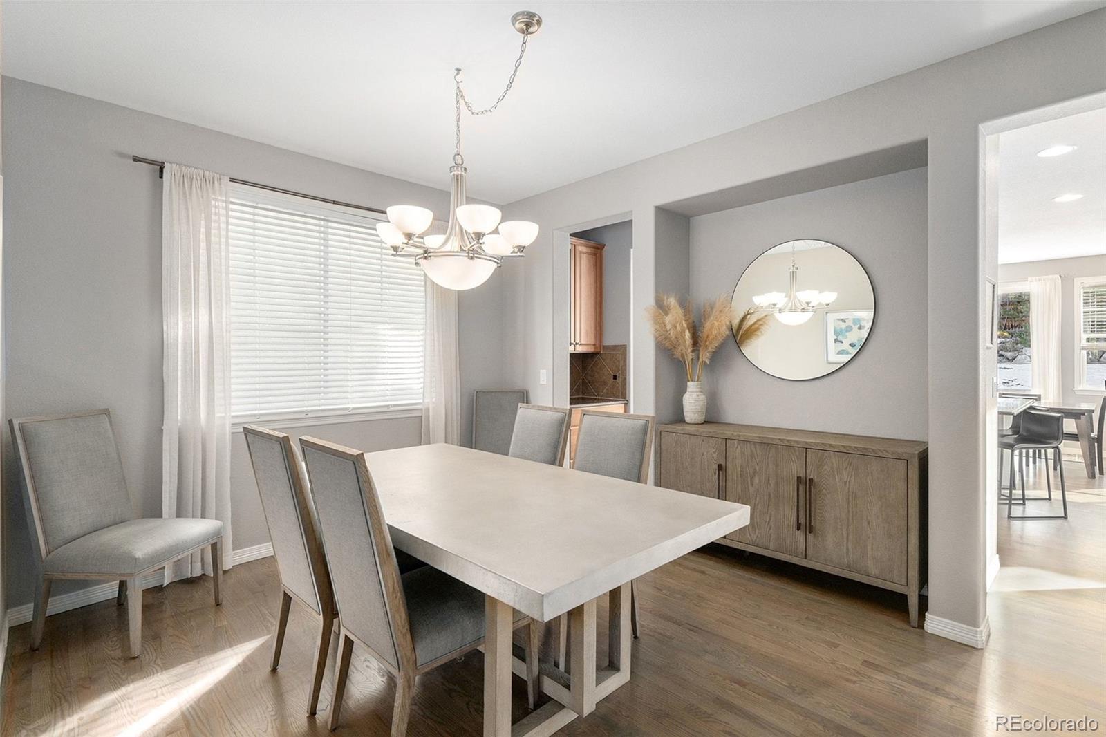 10869 Valleybrook Circle