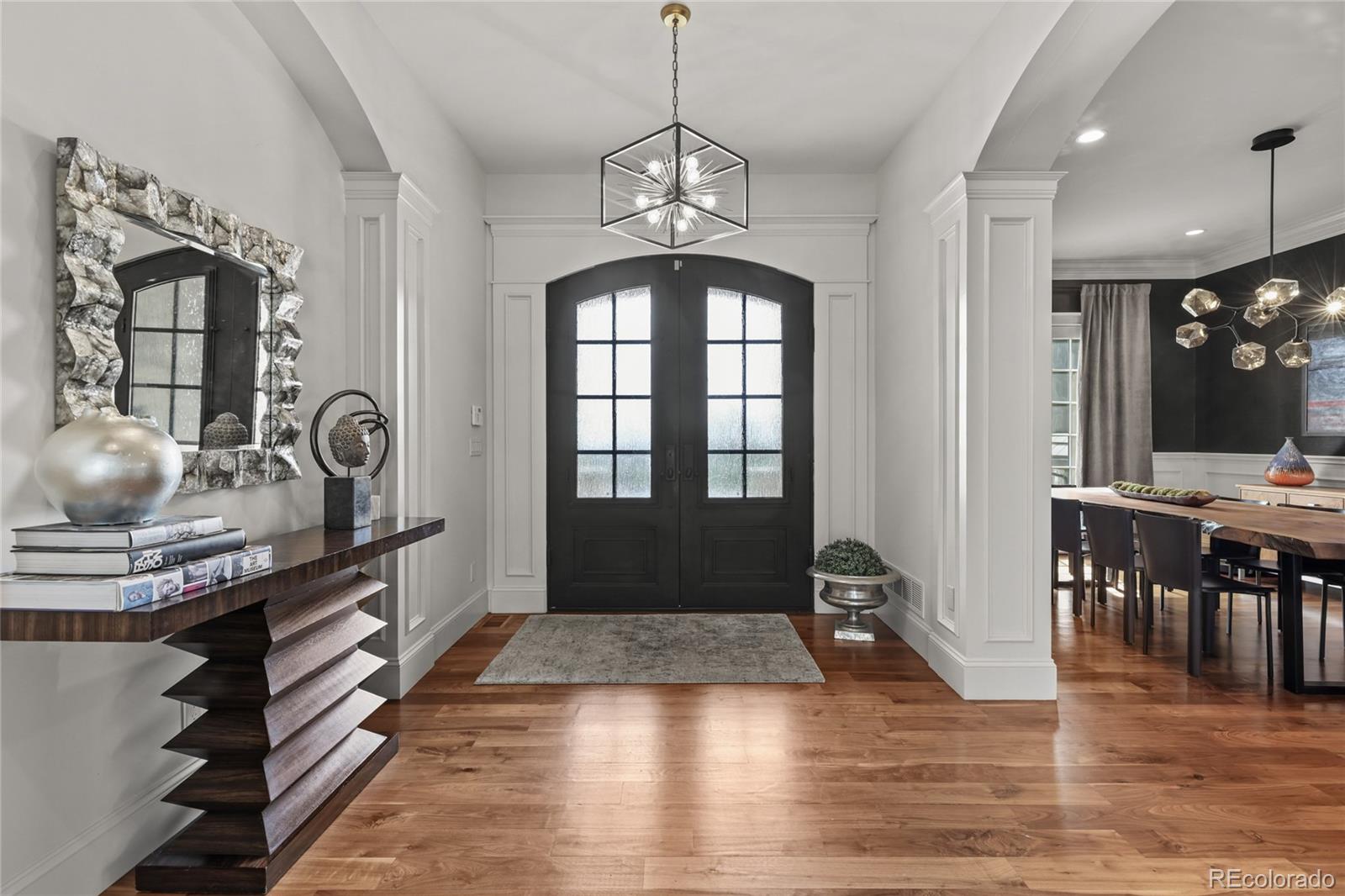 15478 Mountain View Circle