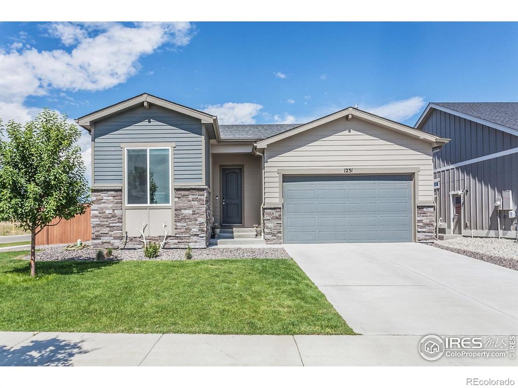 Photo of 1231 105th Ave Ct, Greeley, CO 80634 (MLS # IR1050340)