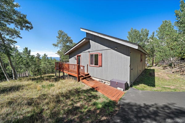 11574 GREEN CT, CONIFER, CO 80433 - Image 14366143ee2c203bb7f48a6cb09b2cff/4131188275