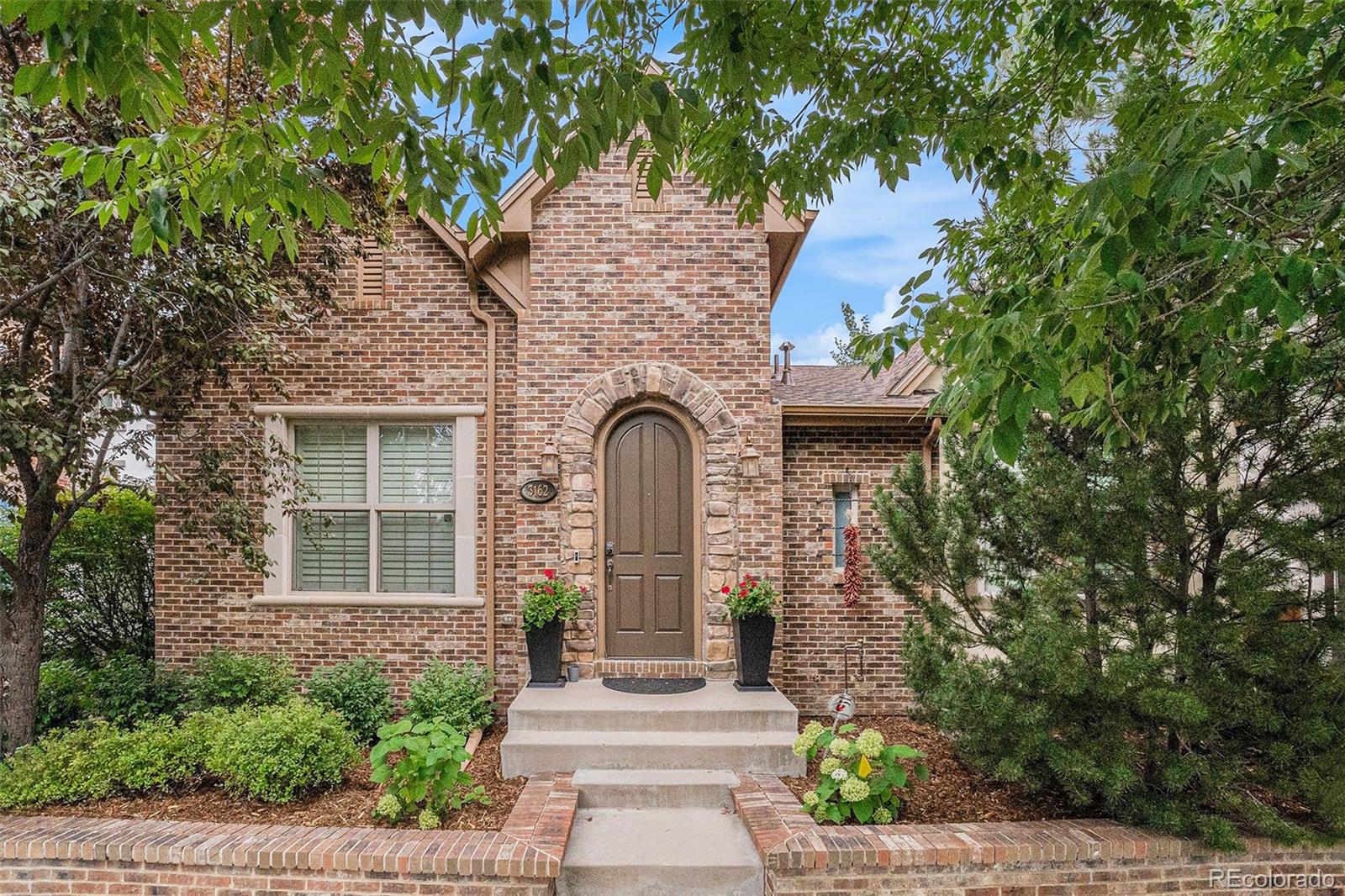 3162 Emporia Court