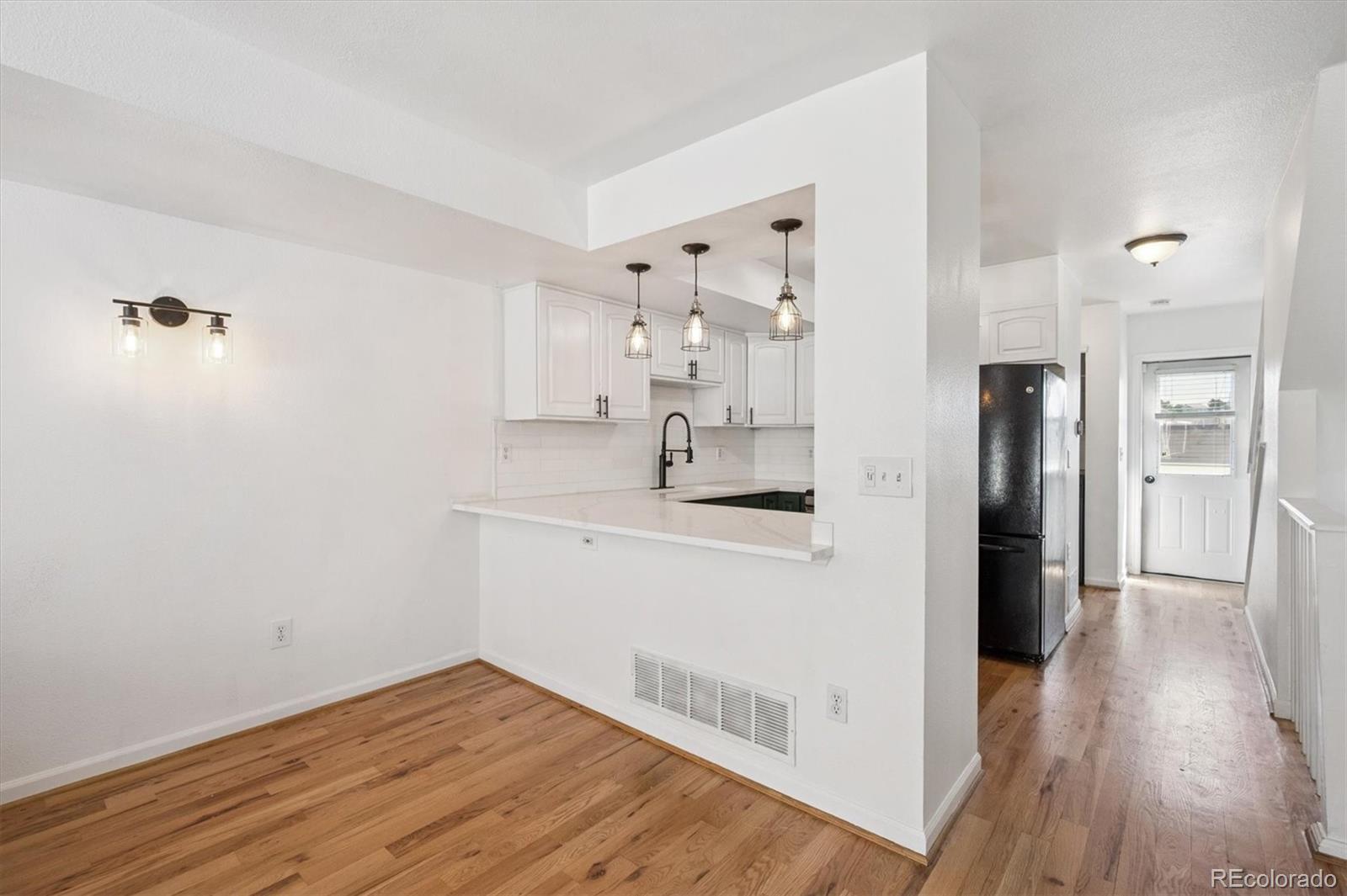 783 S Locust Street