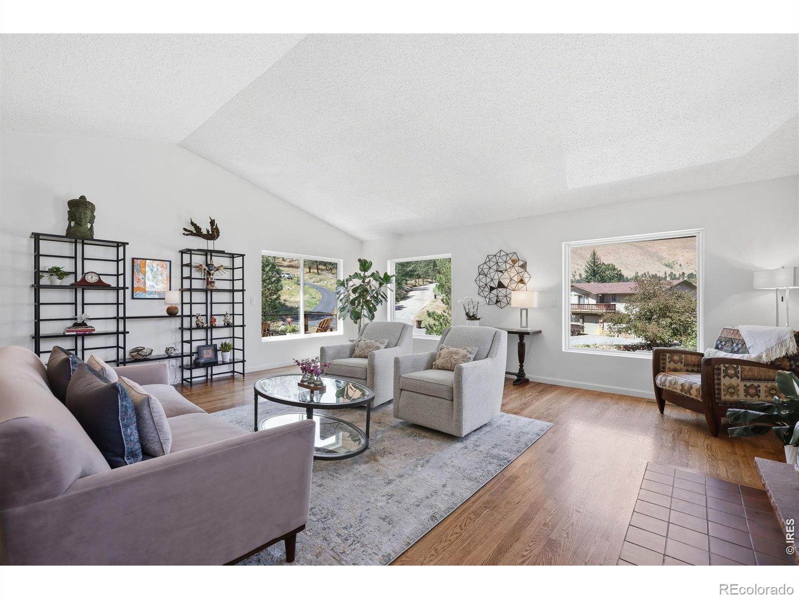 2706 Crestridge Court