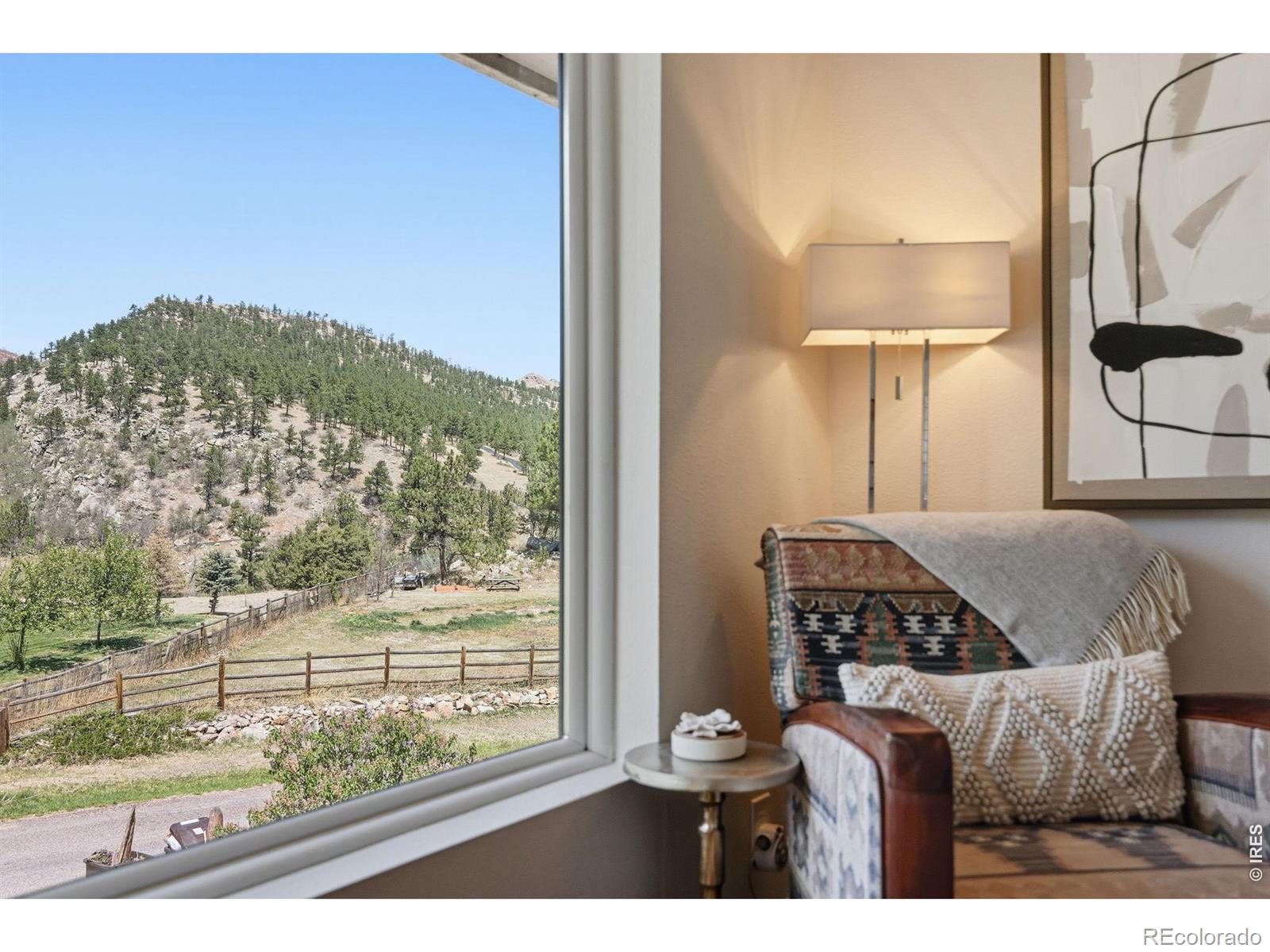 2706 Crestridge Court