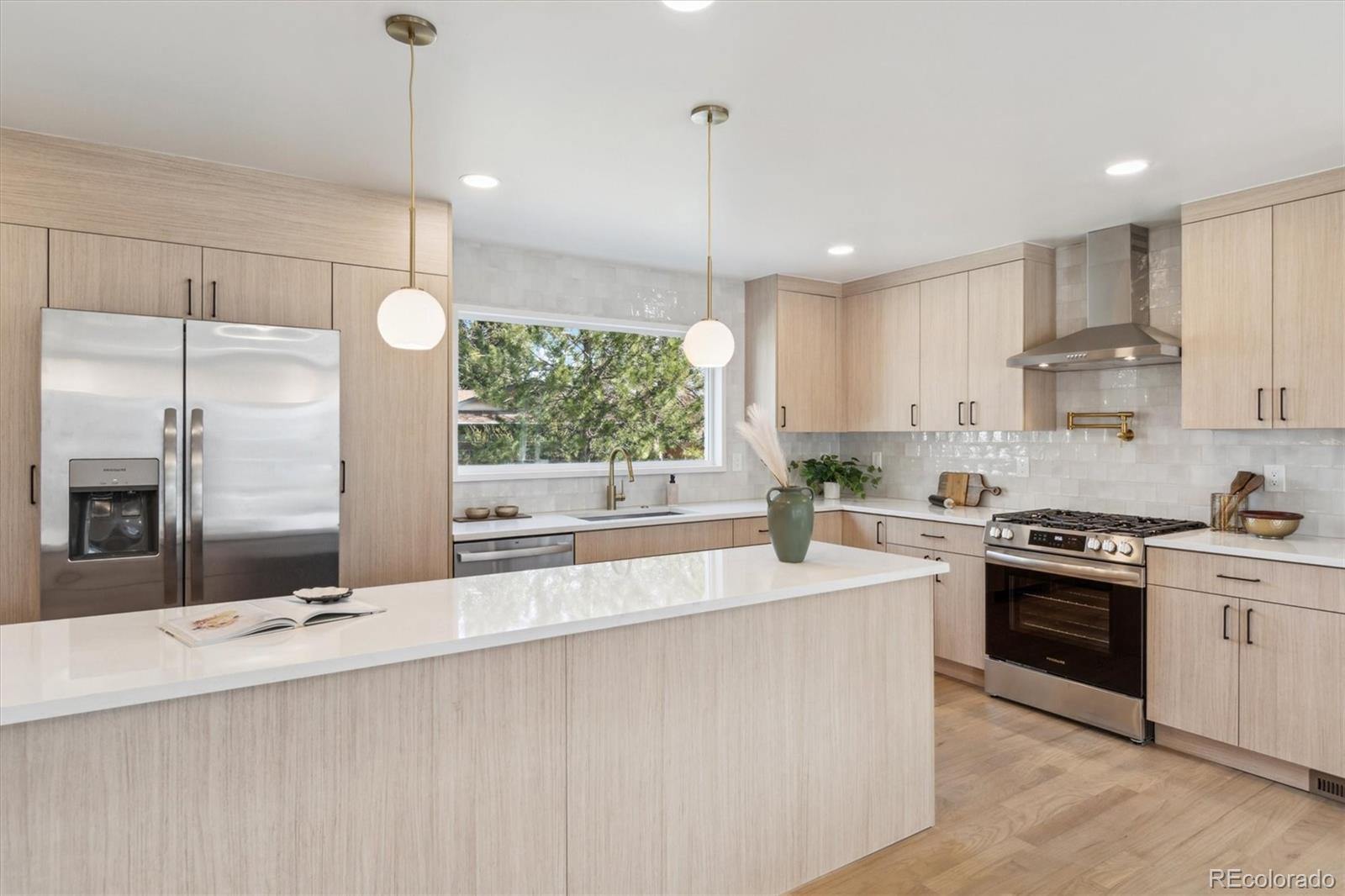 5467 W Hinsdale Place, Littleton, CO, 80128 3 5467 W Hinsdale Place
