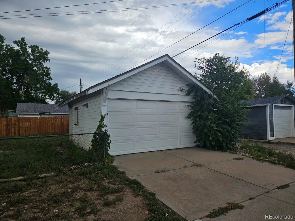 Photo of 3990 S Delaware Street, Englewood, CO 80110 (MLS # 8286289)