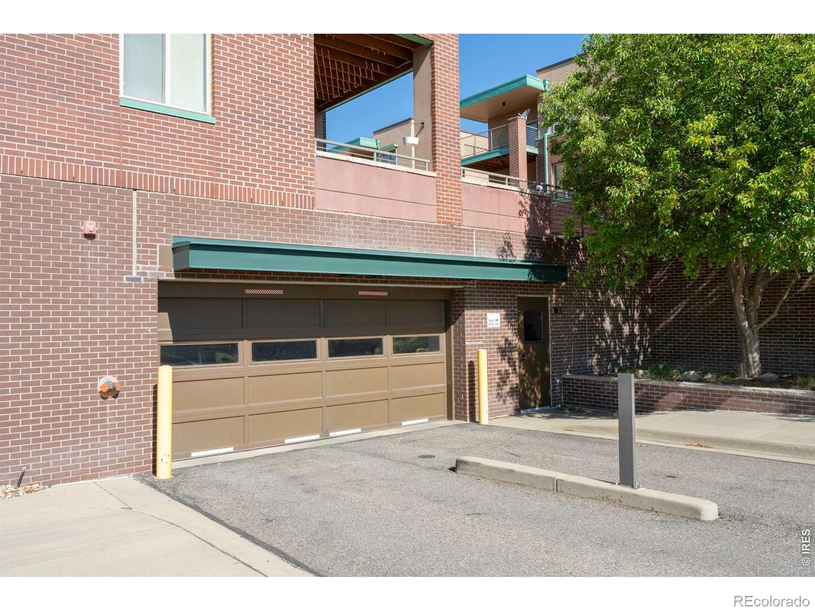 1053 W Century Drive