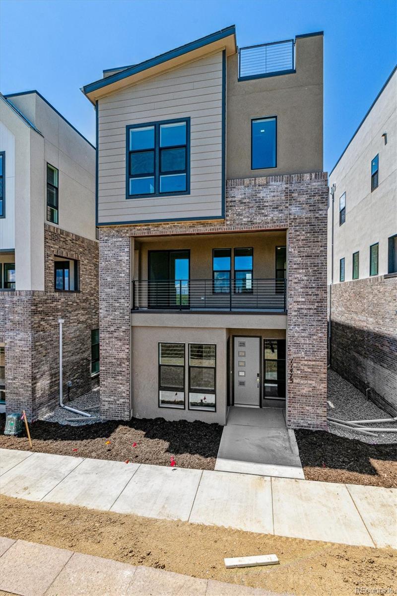 11475 E Briarwood Circle