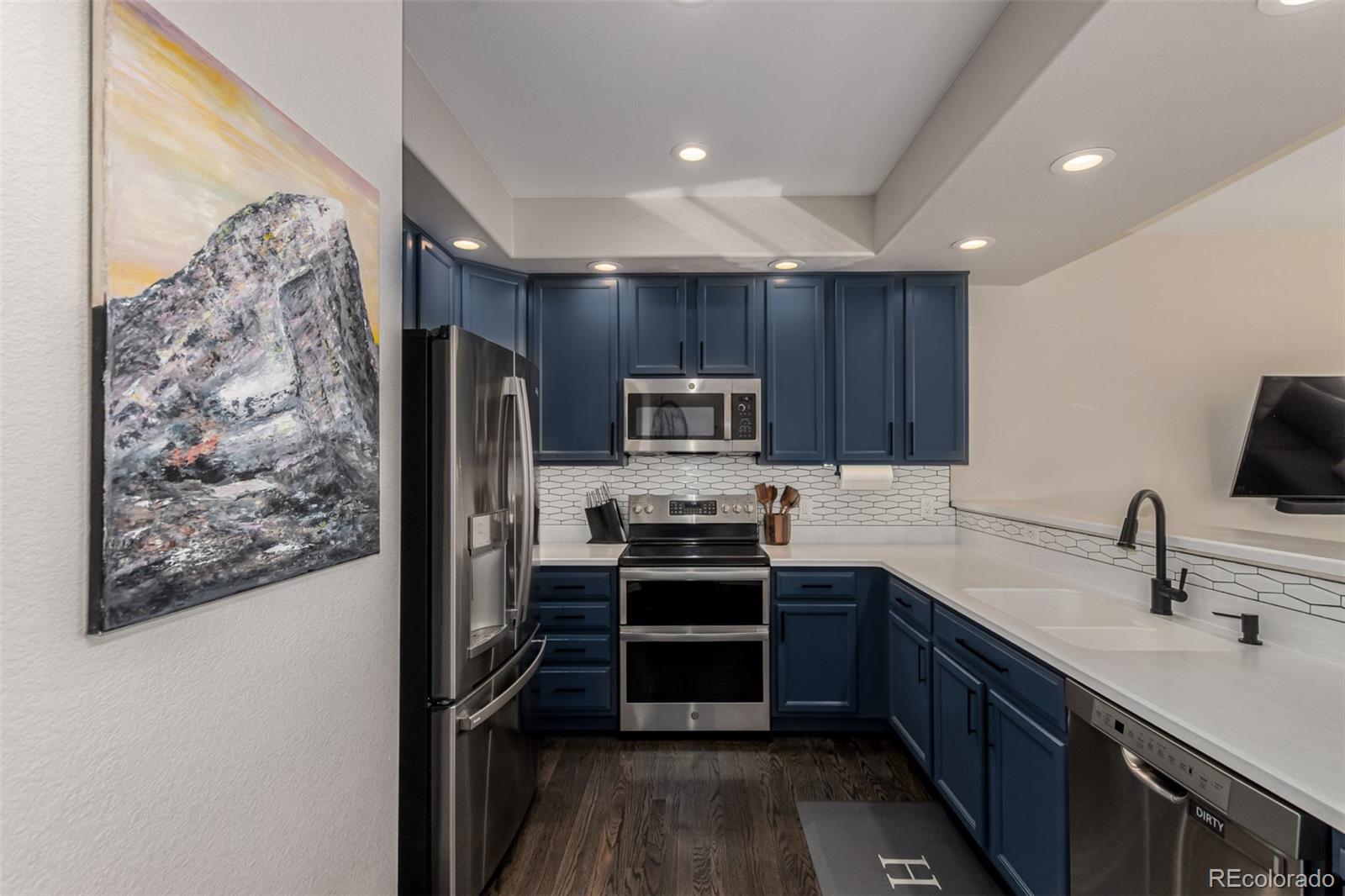 12734 W Bowles Place