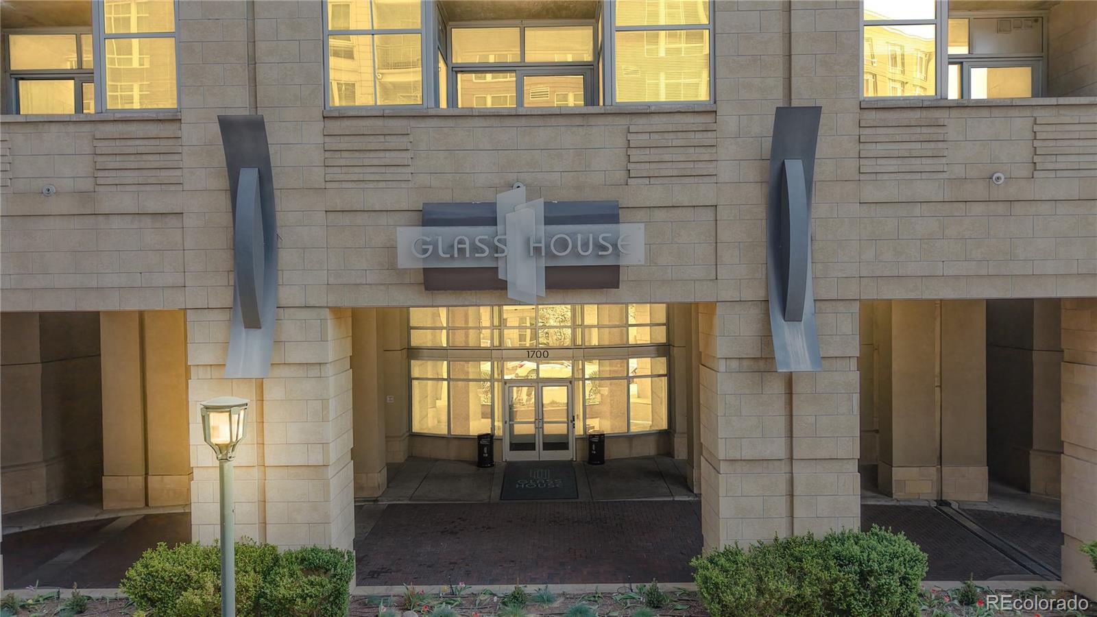 1700 Bassett Street 704