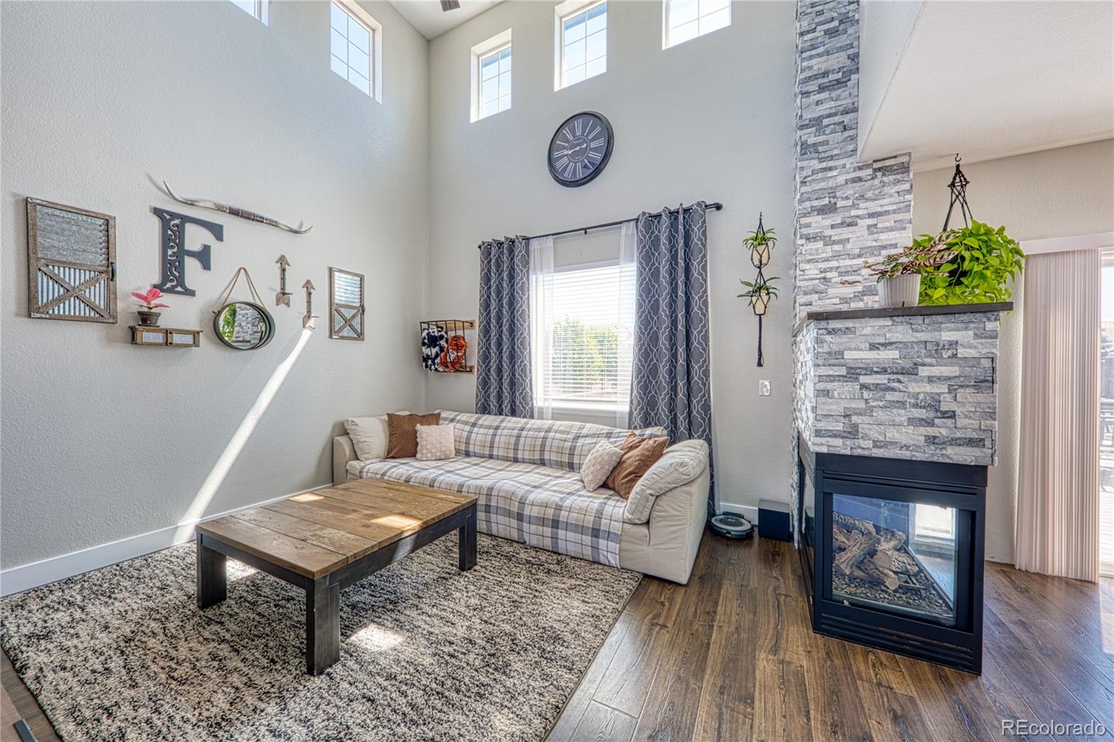 274 Peabody Street, Castle Rock, CO, 80104 1 274 Peabody Street