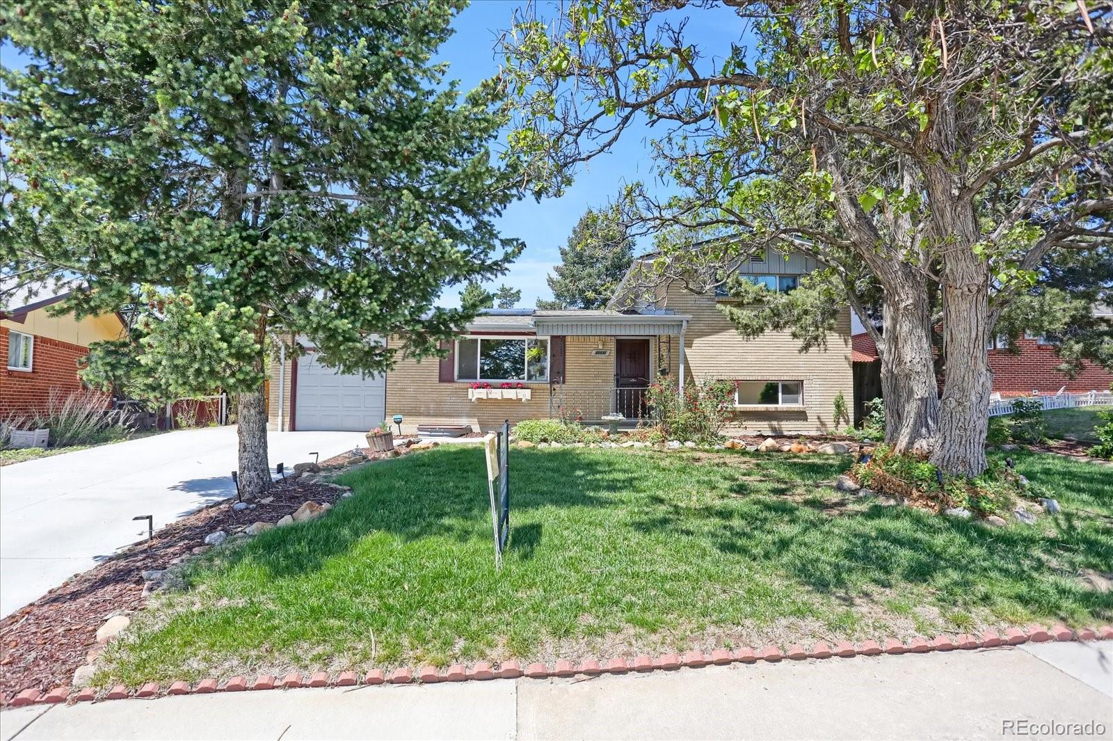 9581 Green Court