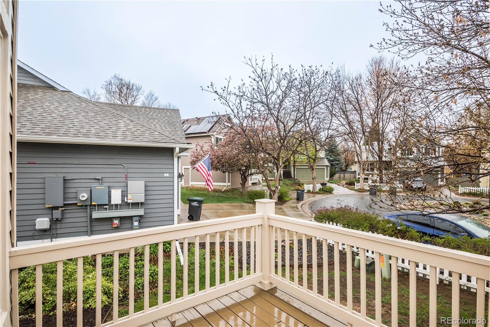 329 Lodgewood Lane