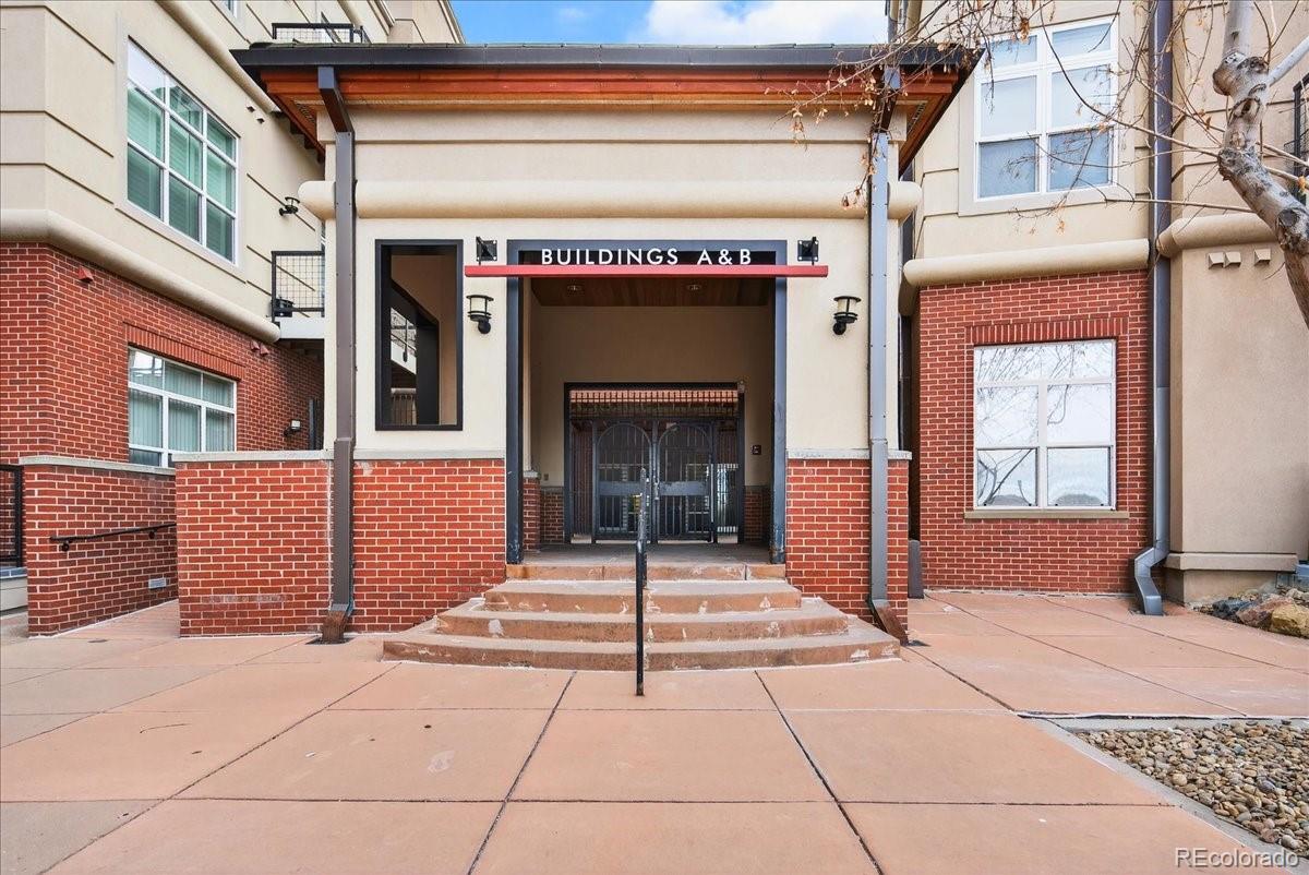 5677 S Park Place 103