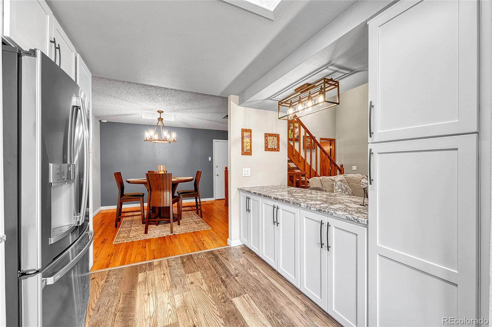 3127 E Long Circle