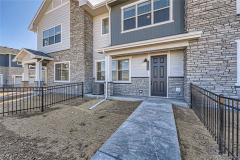 Townhouse in Aurora CO 27712 1st Avenue 1.jpg