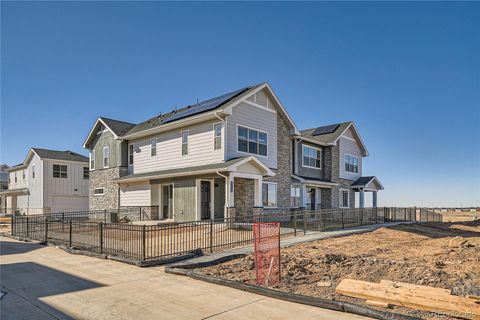 Townhouse in Aurora CO 27712 1st Avenue 2.jpg